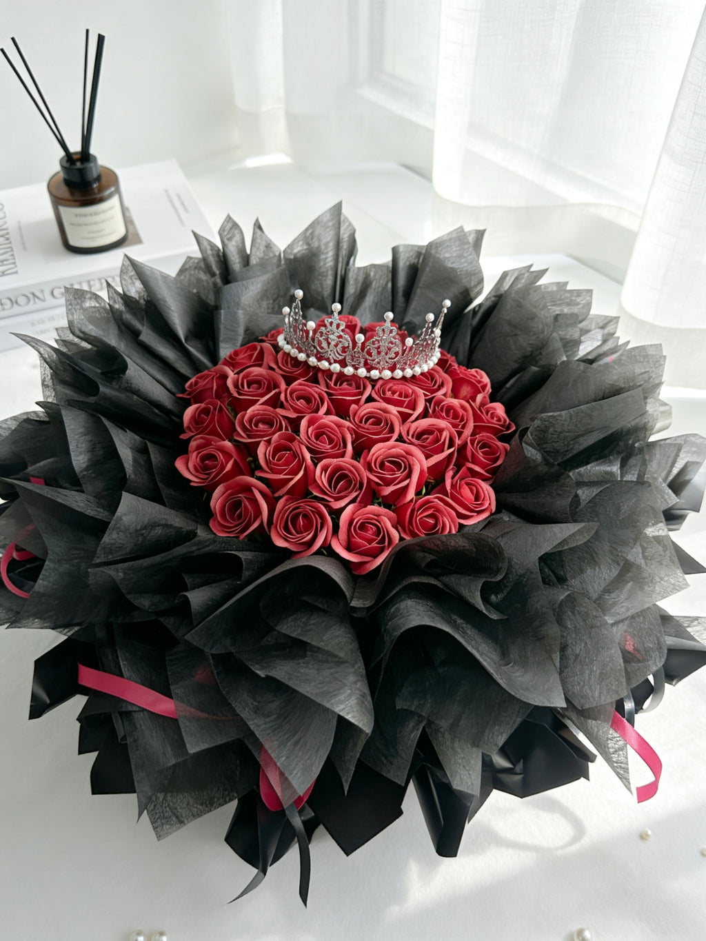 Black Crown | 黑色王冠