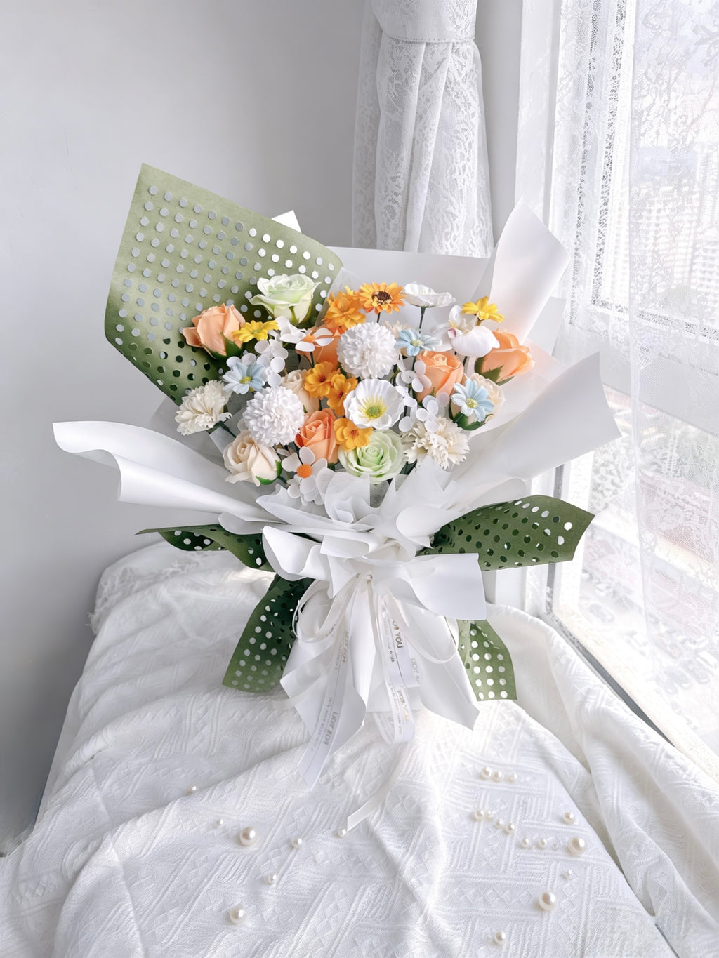 Sunny Meadow 阳光花野 | Rosy Fiesta 玫瑰庆典