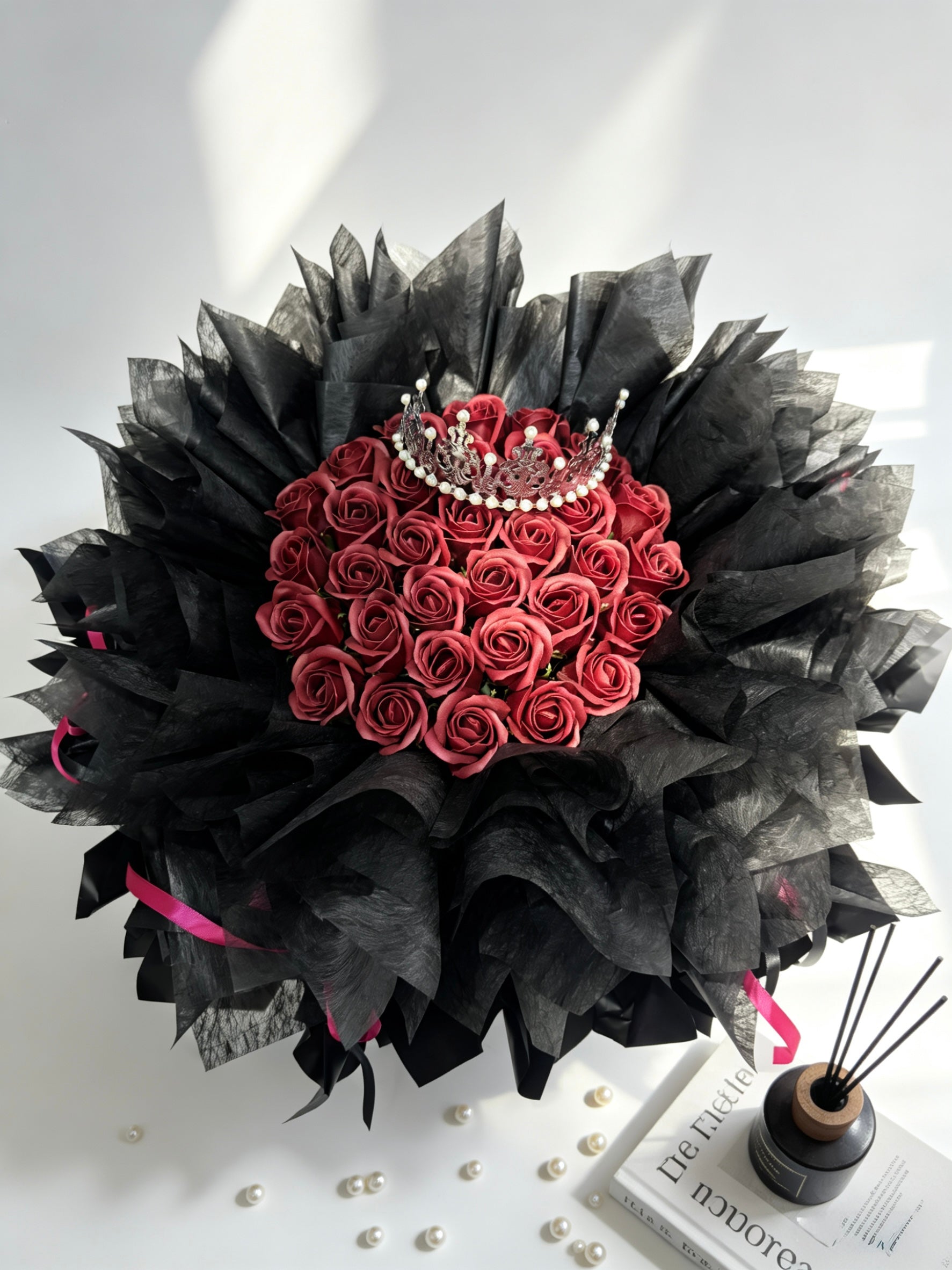 Black Crown | 黑色王冠