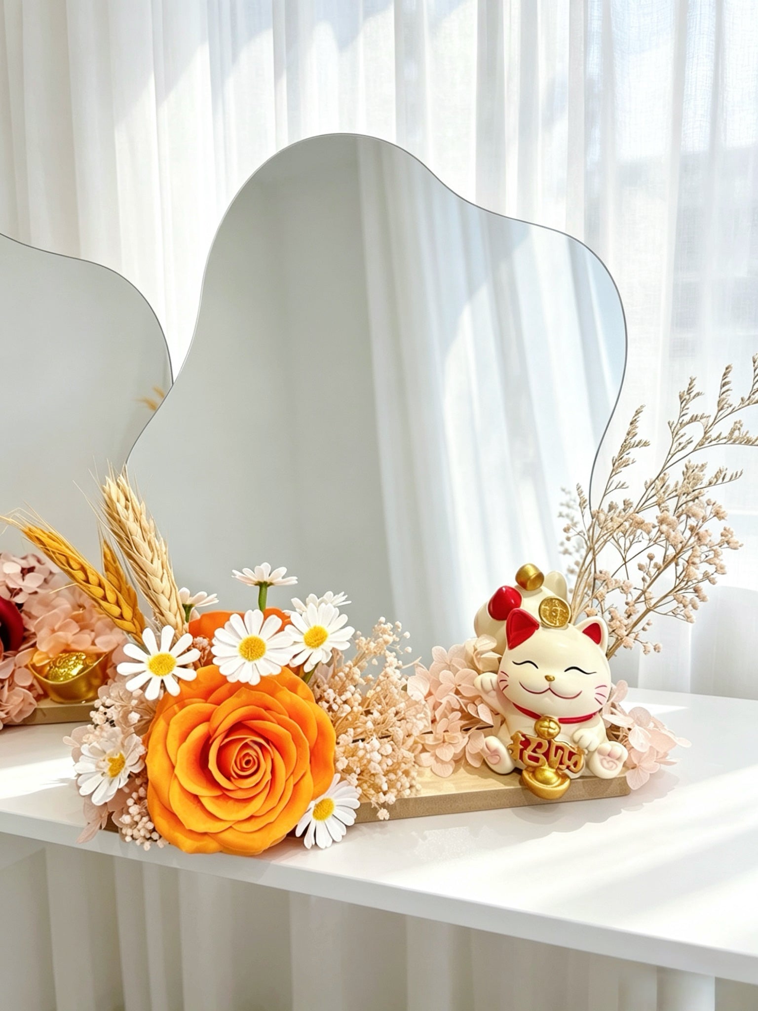 Lucky Bloom Decor
